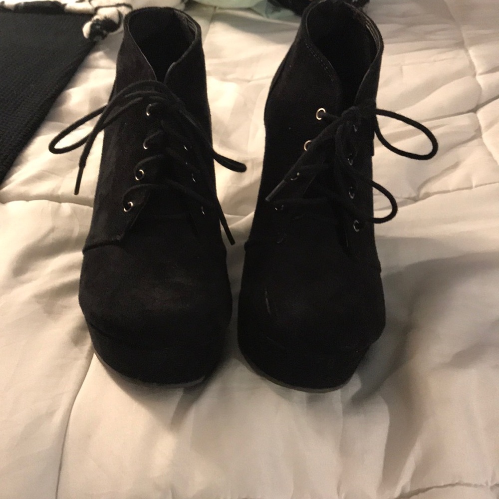 Soda platformed wedges